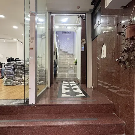 Grand Bagoz Apart-hotel