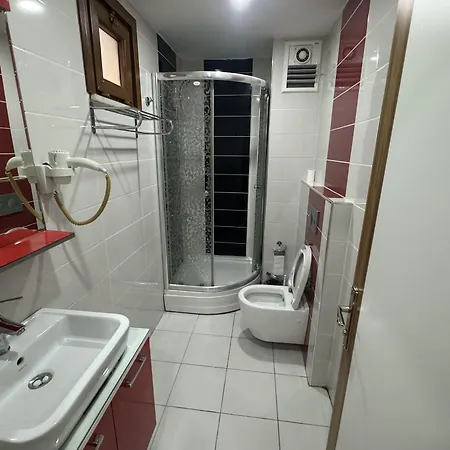 Grand Bagoz Aparthotel 2*