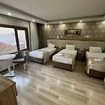 Grand Bagoz Aparthotel 2*