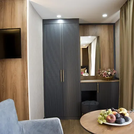 Grand Bagoz Aparthotel 2*